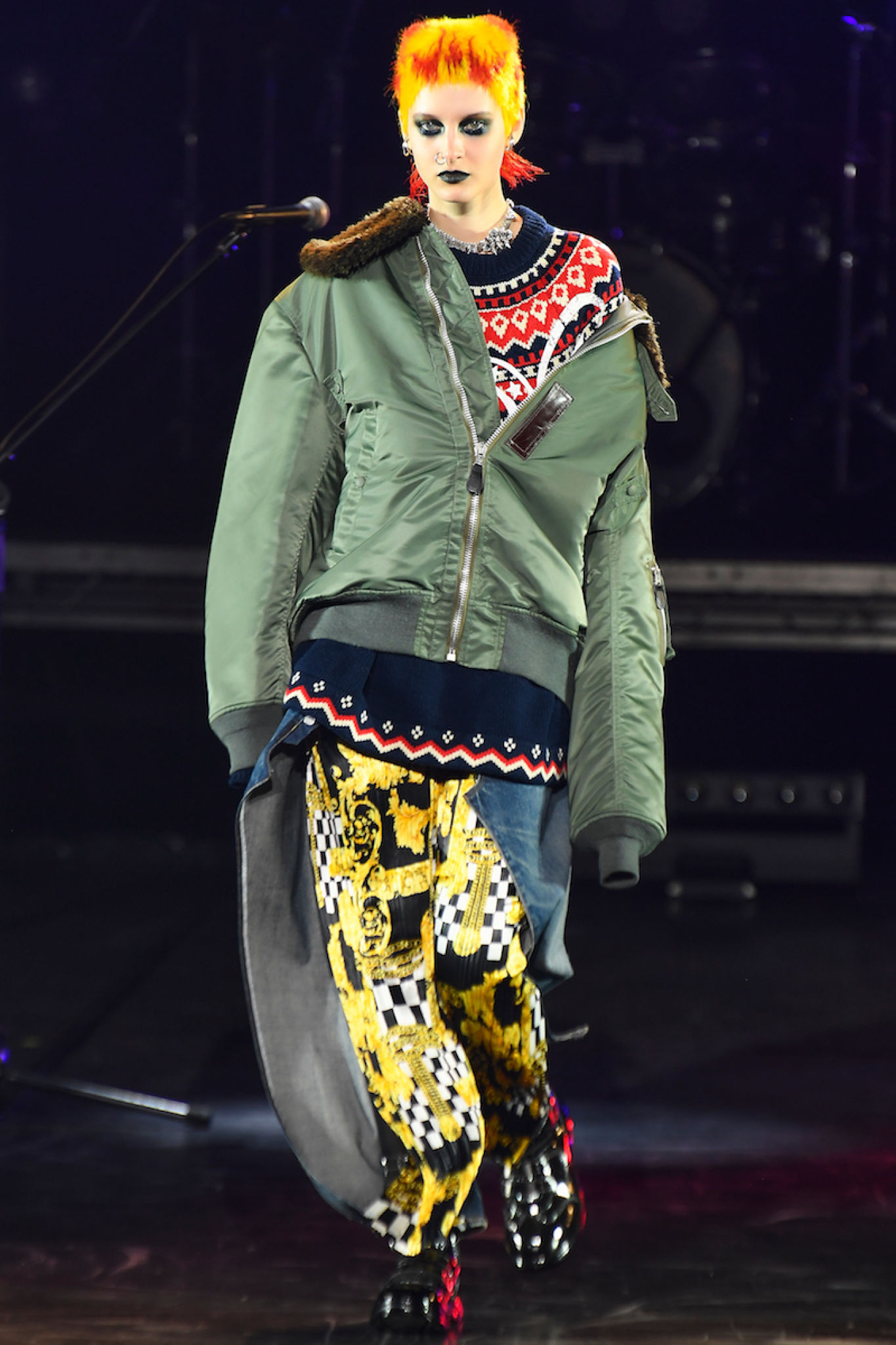 ジュンヤ ワタナベ・コム デ ギャルソン」2021-22年秋冬コレクション