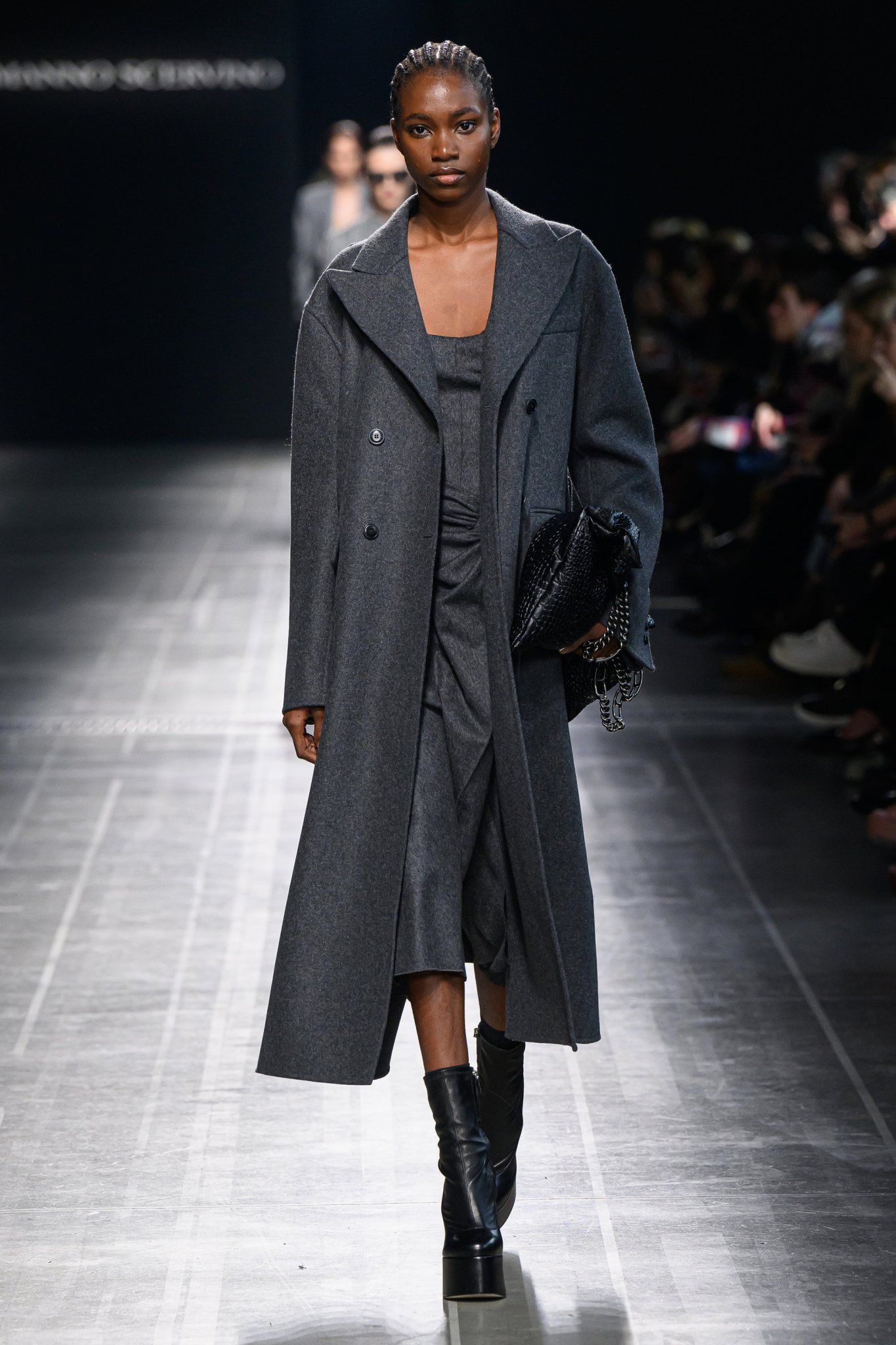 ルック】「エルマンノ シェルヴィーノ」2024-25年秋冬コレクション