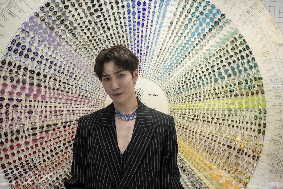 Snow Man渡辺翔太が「スワロフスキー」のミラノ展覧会に 129年の歴史
