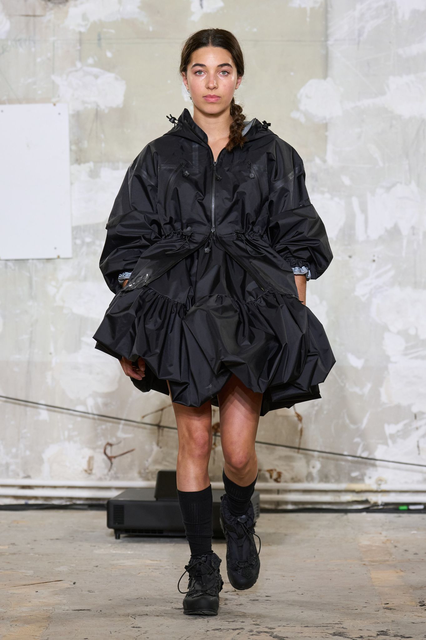 ルック】「セシリー バンセン」2025年春夏コレクション - WWDJAPAN