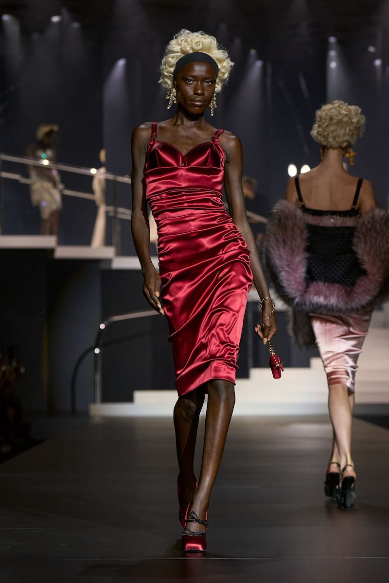 ルック】「ドルチェ＆ガッバーナ」2025年春夏ウィメンズ・コレクション