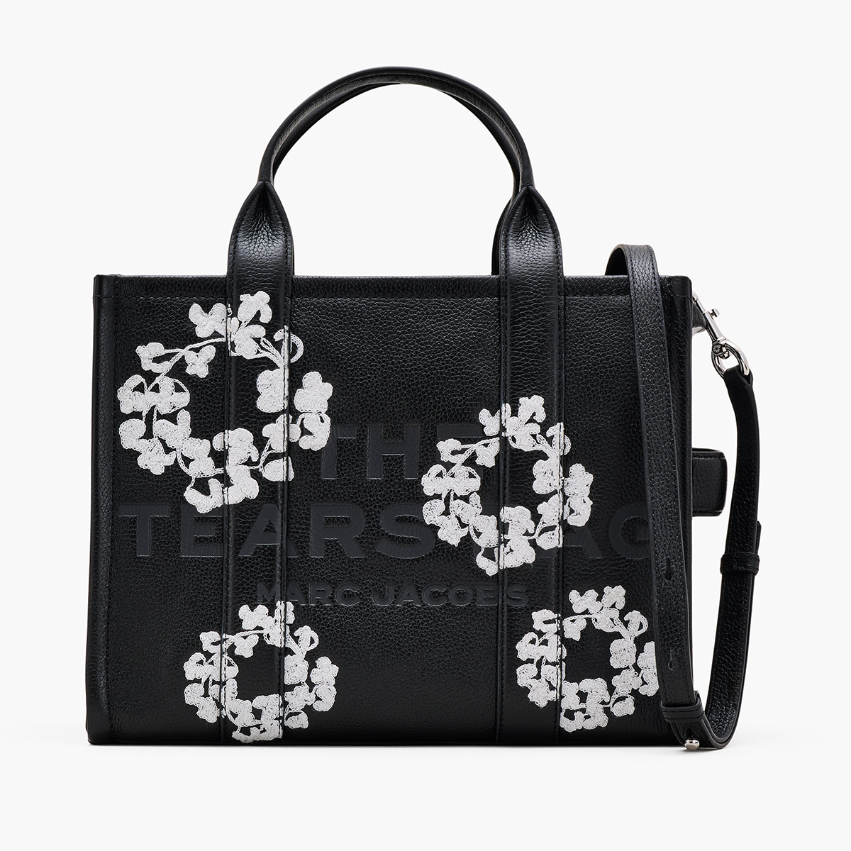 マーク ジェイコブス」が40周年で「デニムティアーズ」とコラボした