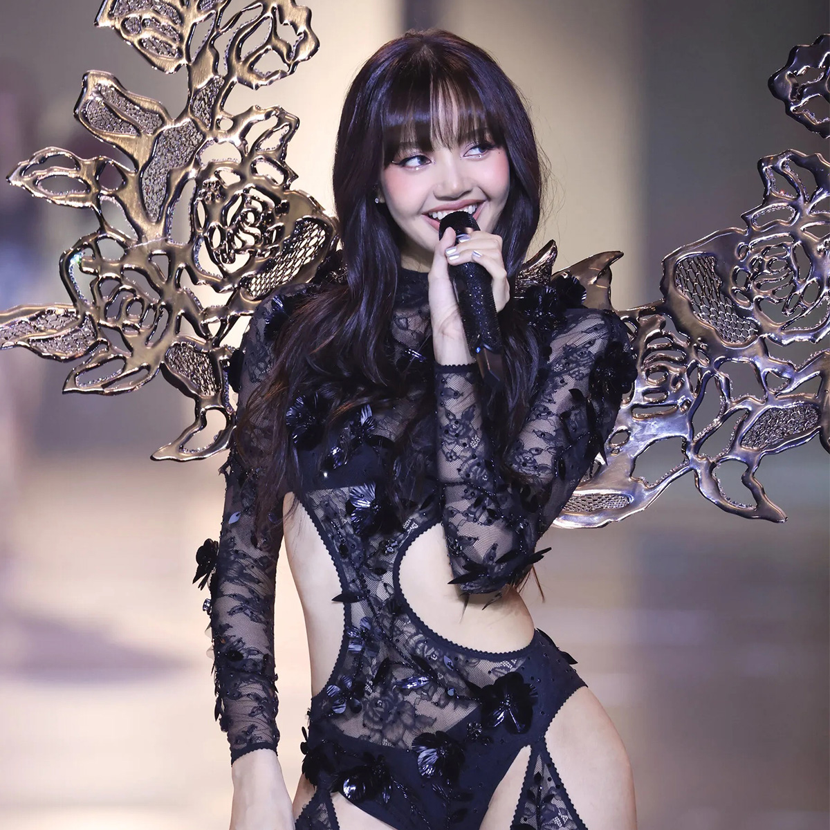 リサ、タイラ、シェールのパフォーマンスに目がくぎ付け