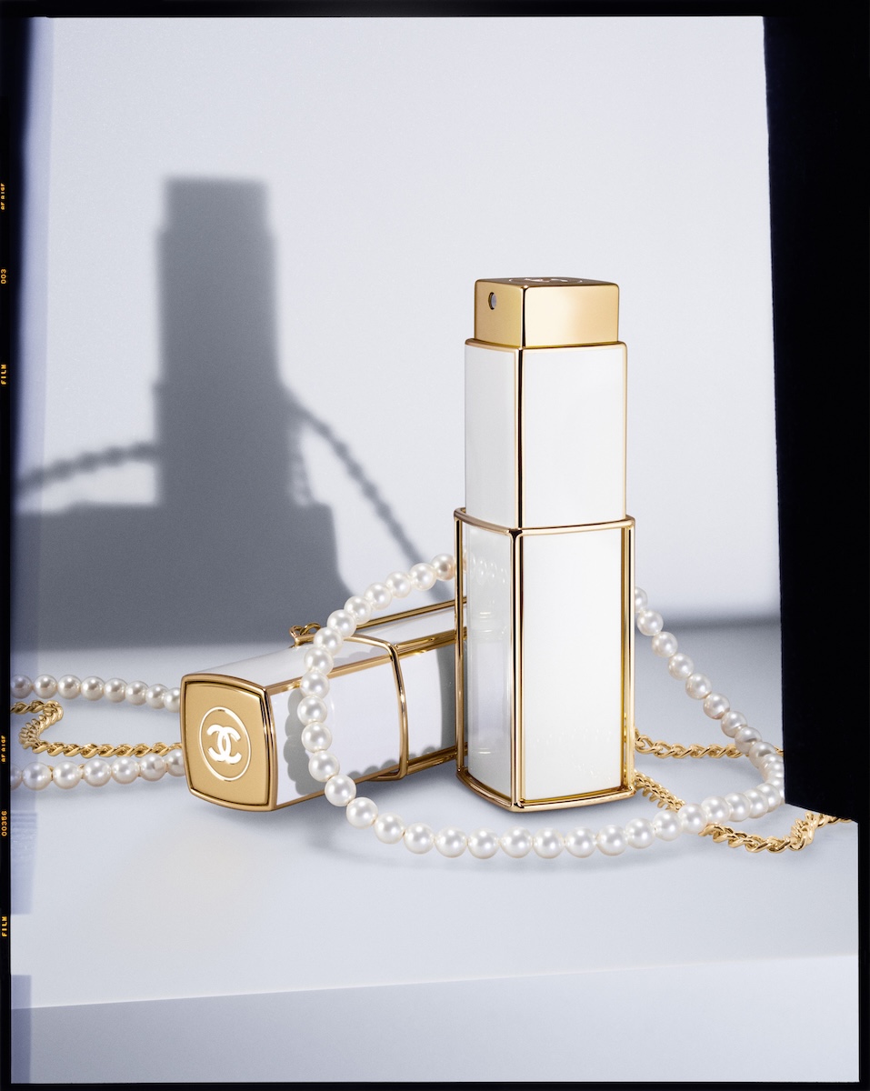 シャネル」がフレグランスアクセサリーを限定発売 “ココ マドモアゼル