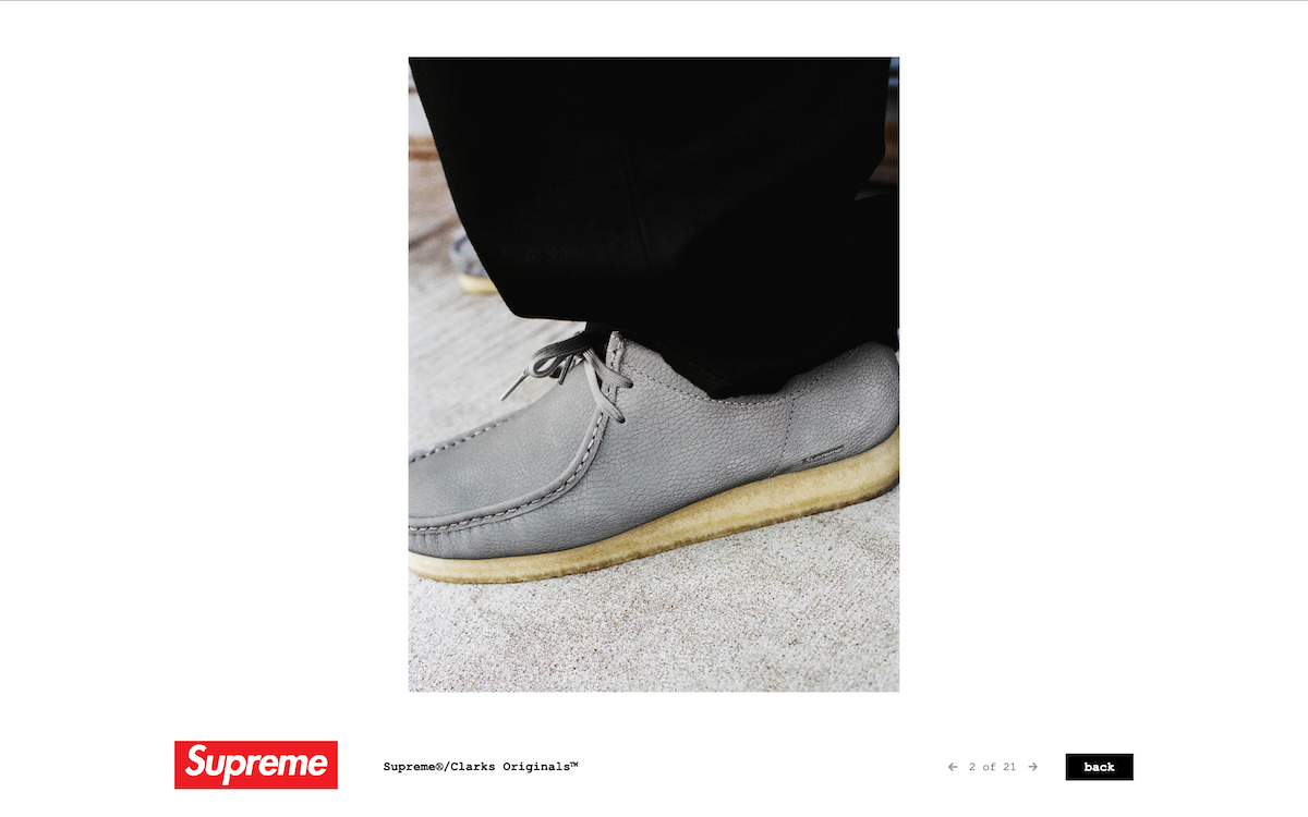 シュプリーム」と「クラークス」の新作コラボはリフレクティブ仕様の