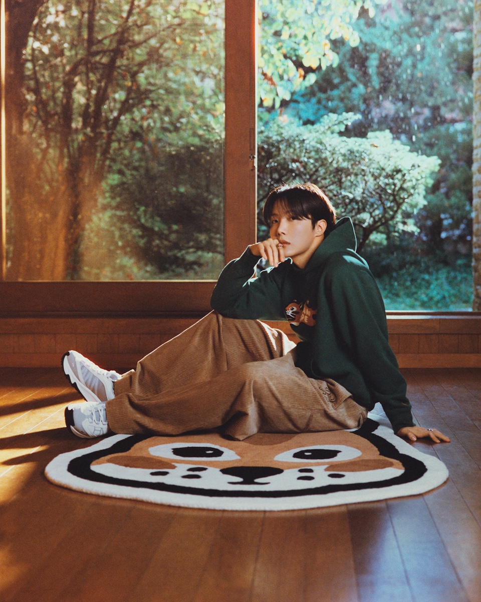 ヒューマンメイド」とBTSのj-hopeがコラボ ジャケットやラグなど全10型