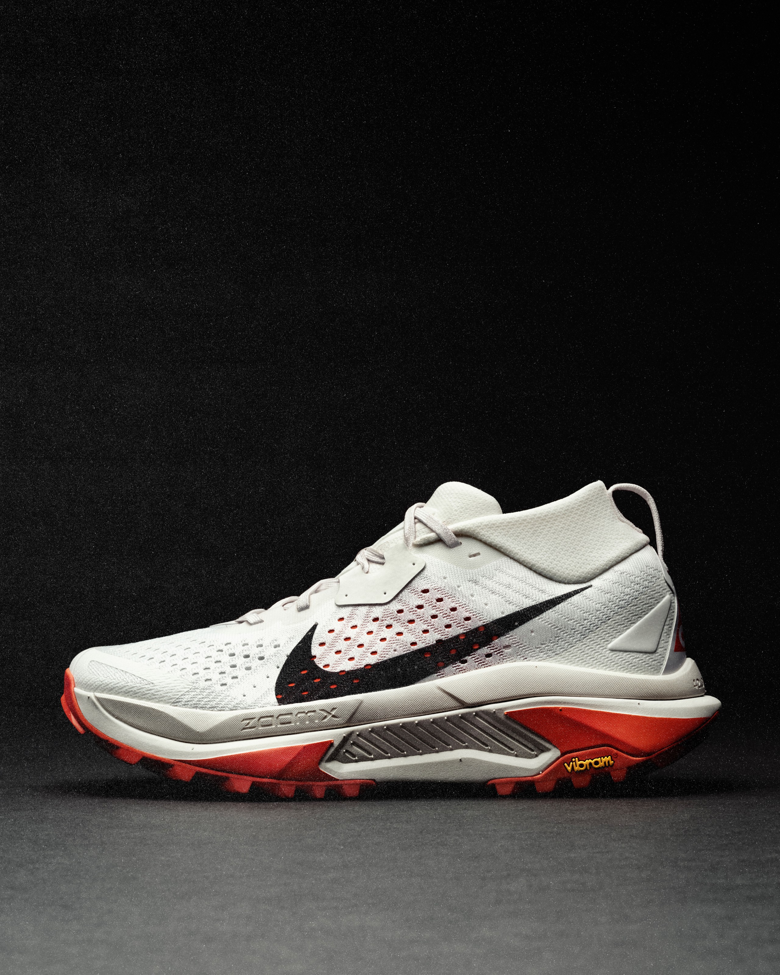 世界で最も険しい地形に対応する頑丈なパートナー「ナイキ ACG ゼガマ