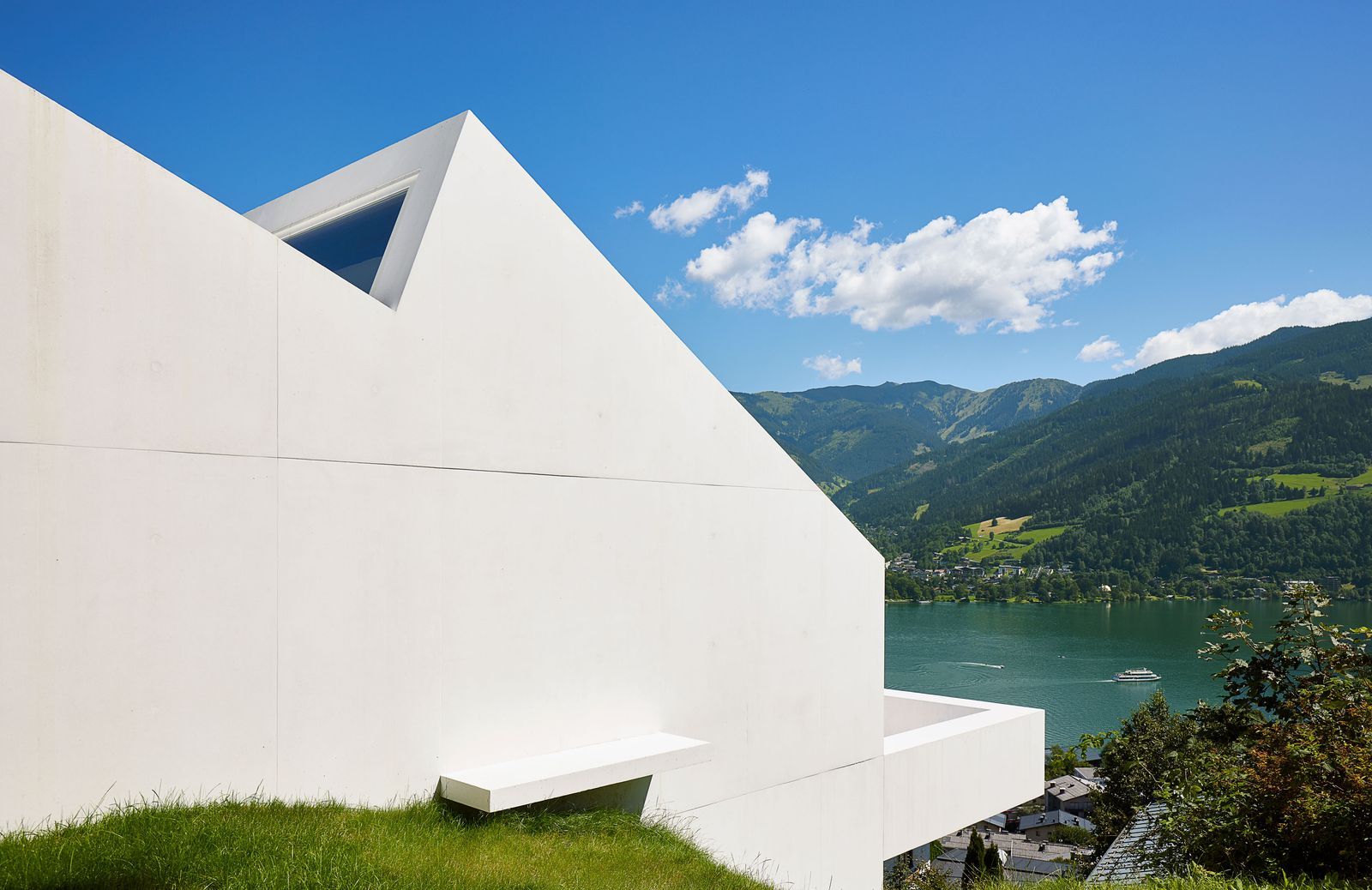 This Compact House designed by Rem Koolhaas Is All About Easy