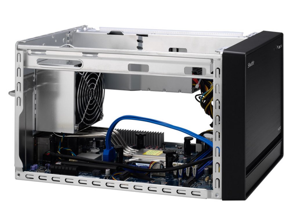 intel Z170チップセット搭載キューブベアボーンキット「Shuttle