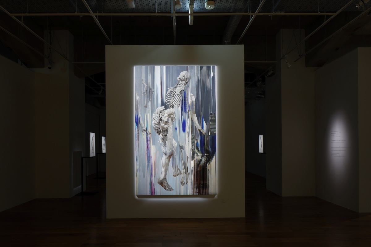 死」を描く画家が見出した「再生」──「諏訪敦｜きみはうつくしい