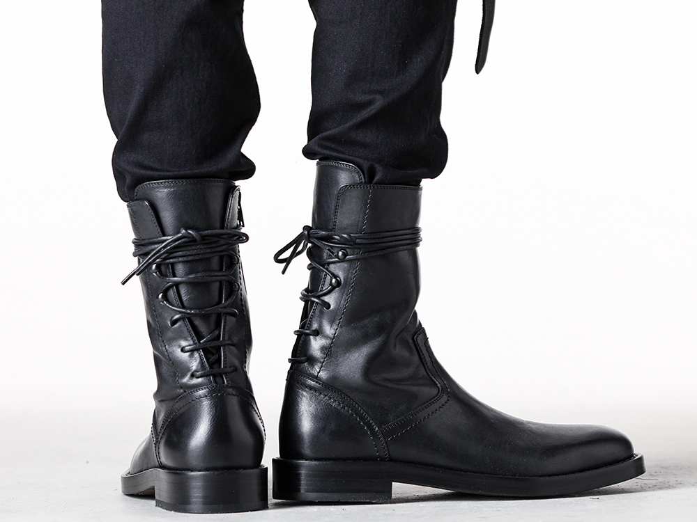 アイテム紹介] Ann Demeulemeester ブーツ：2型徹底比較 -FASCINATE