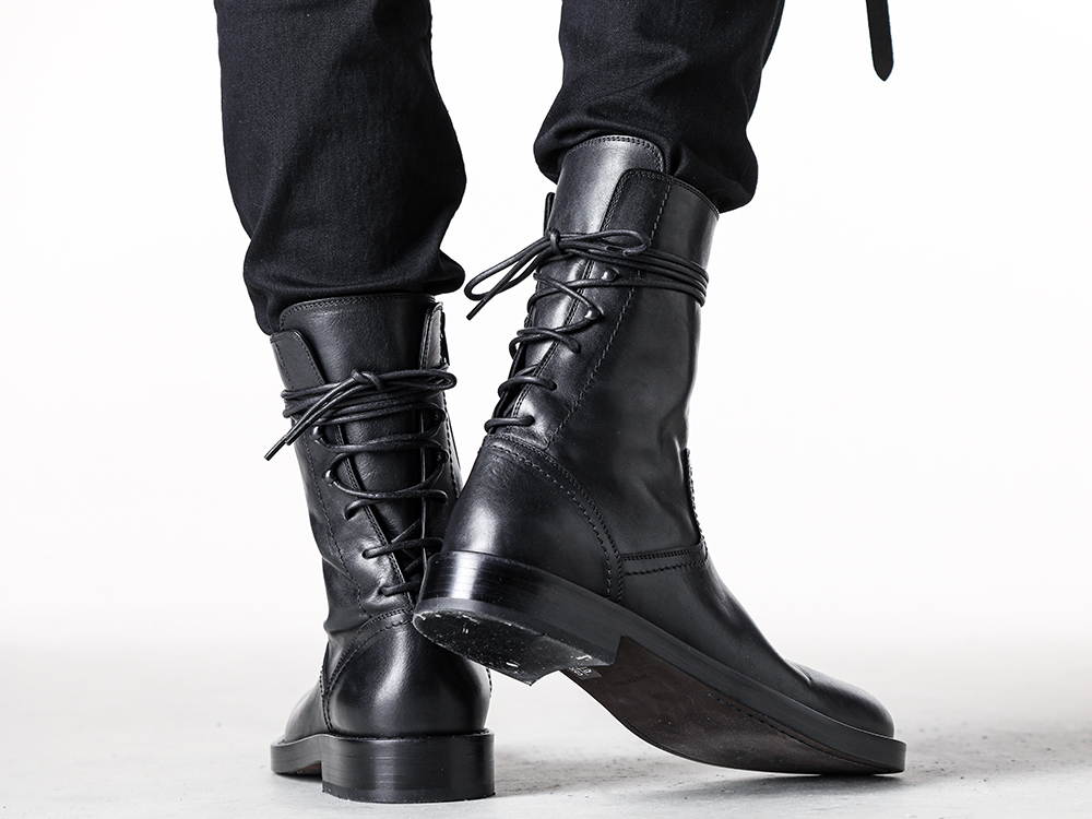 アイテム紹介] Ann Demeulemeester ブーツ：2型徹底比較 -FASCINATE