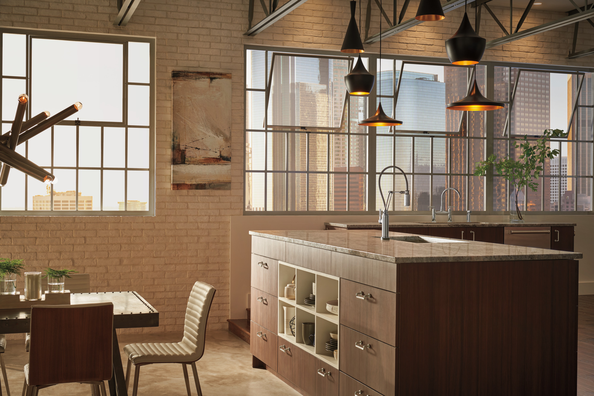 Litze® | SmartTouch® Articulating Kitchen Faucet with Knurled Handle