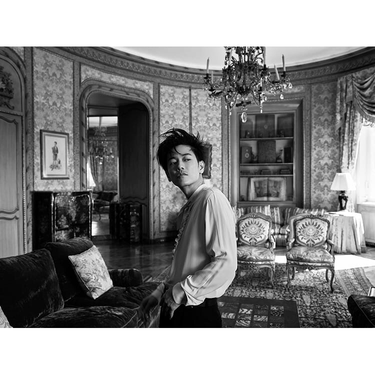 佐藤健×マリオ・ソレンティによるアートブック『Beyond』、発売決定