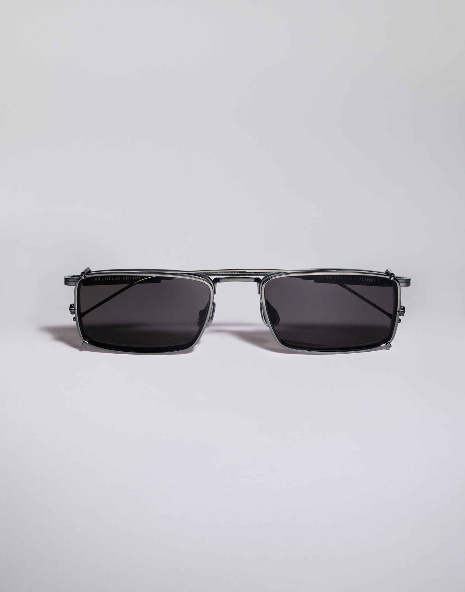 Titanium and horn frame with clip-on in Matte Gray | Brunello