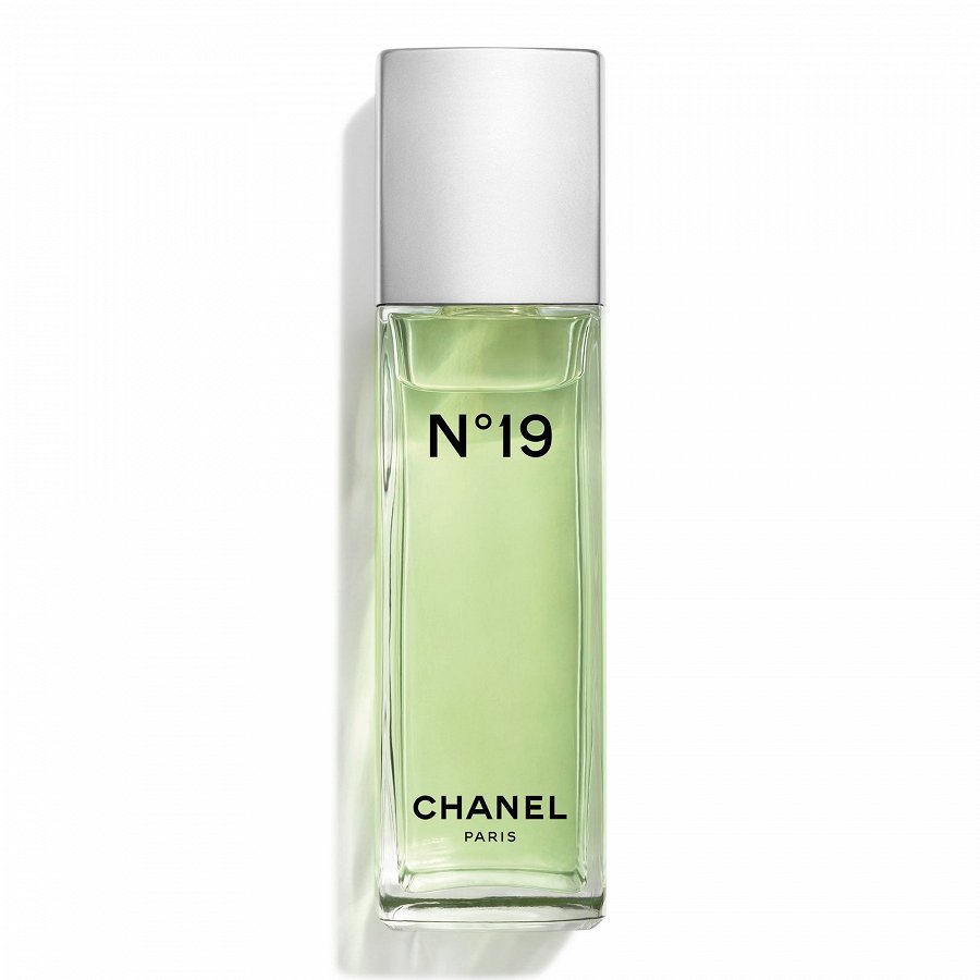 CHANEL N°19 online la DOUGLAS