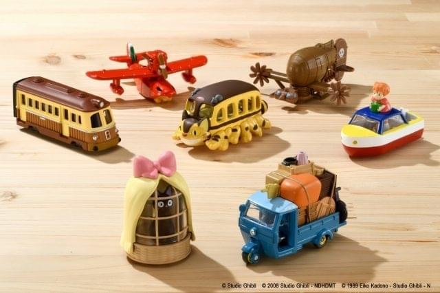 ジブリ×トミカ第3弾「魔女の宅急便 ジジ」「となりのトトロ オート三輪