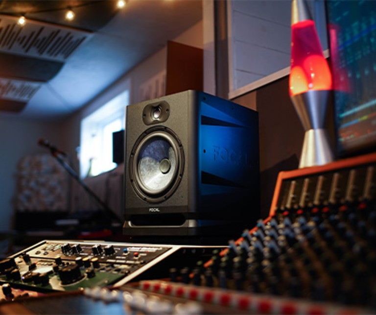 Alpha 80 Evo - Active 2-way studio monitor | Focal