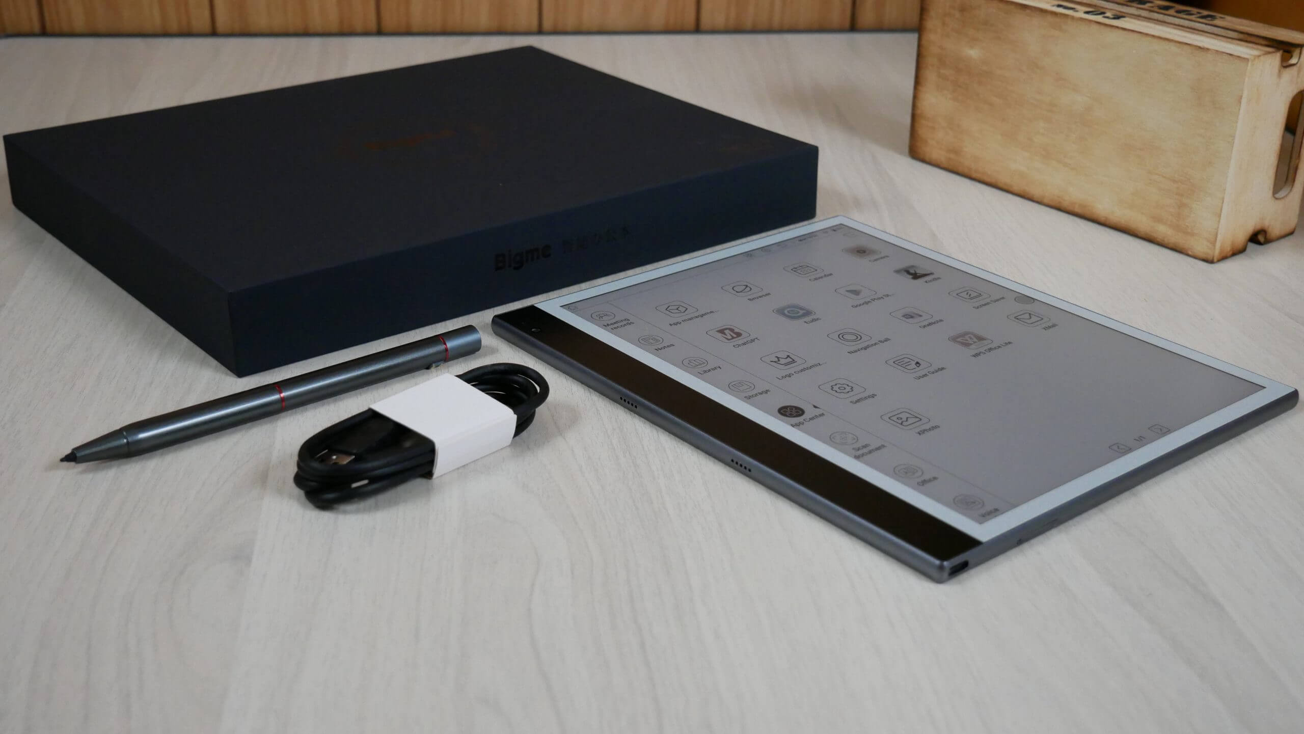 Hands on Review of the Bigme InkNote Color Lite - Good e-Reader