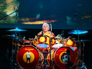 Triumph guitarist Rik Emmett to release compilation set of solo work