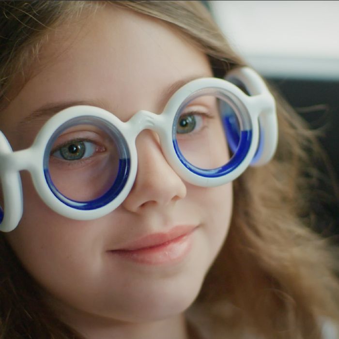 シトロエンがつくったメガネが斬新すぎる！──ドライブが快適になる