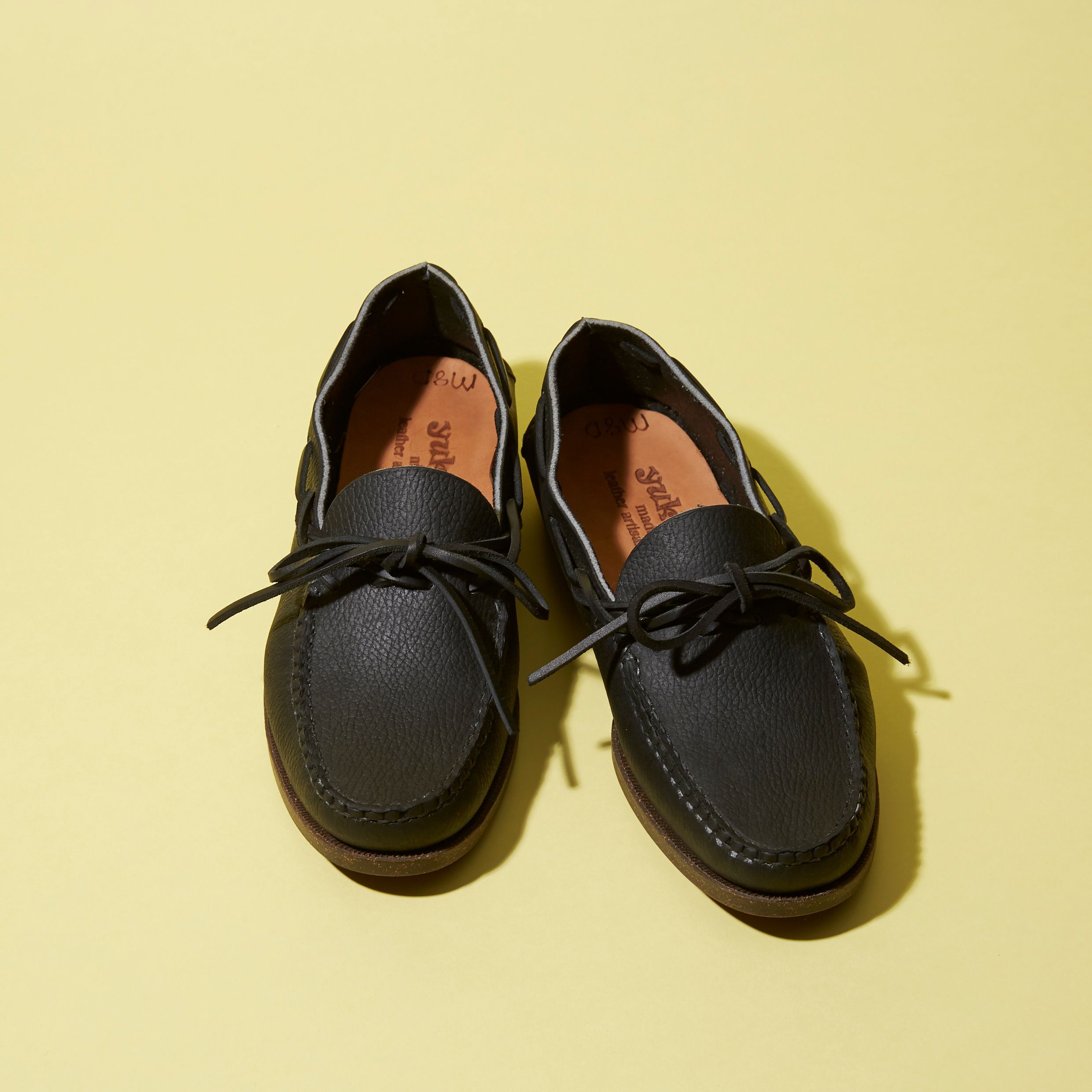 素足で履きたい！ ユケテンのシューズ | GQ JAPAN