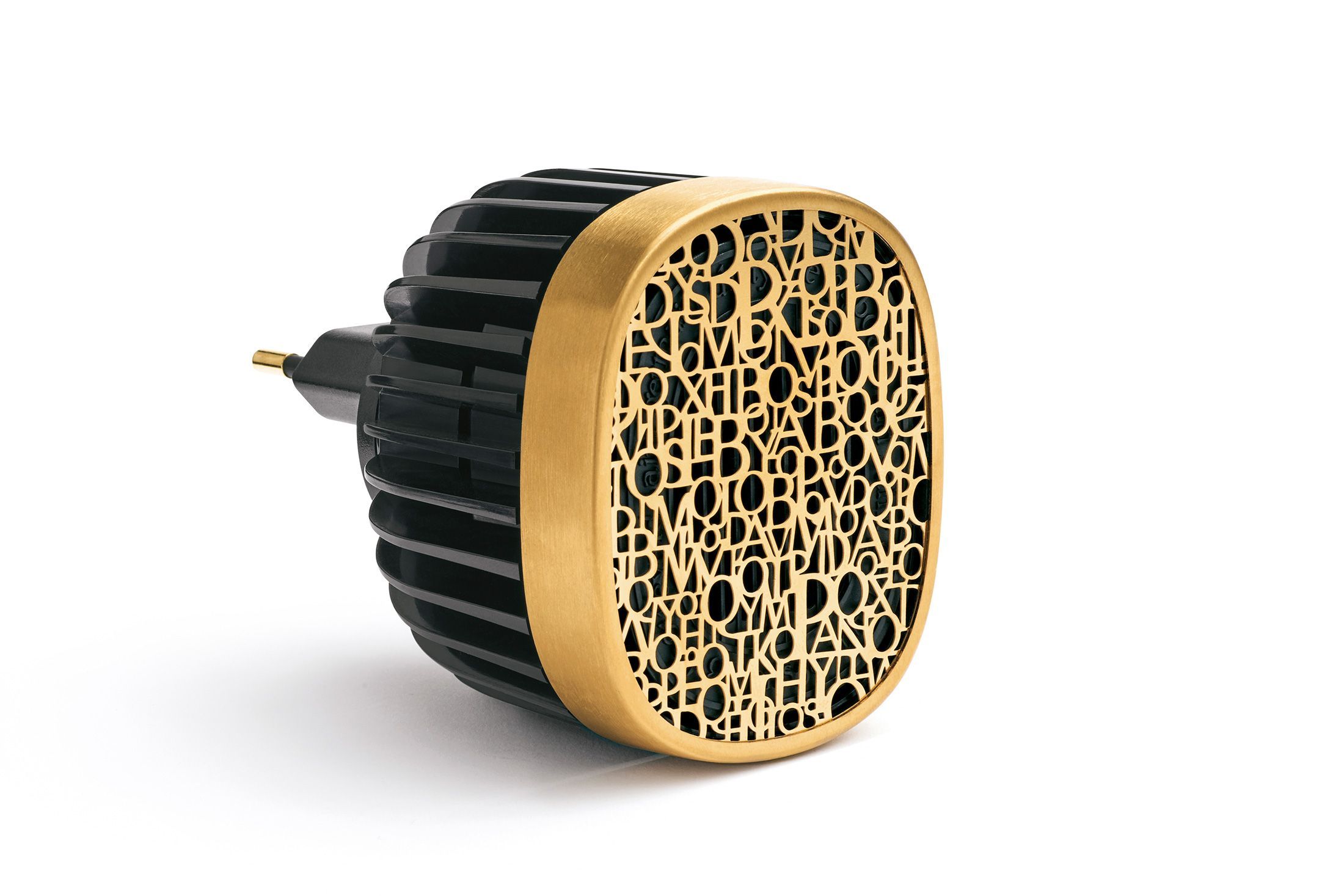 ディプティックからプラグを挿し込むタイプのディフューザーが誕生