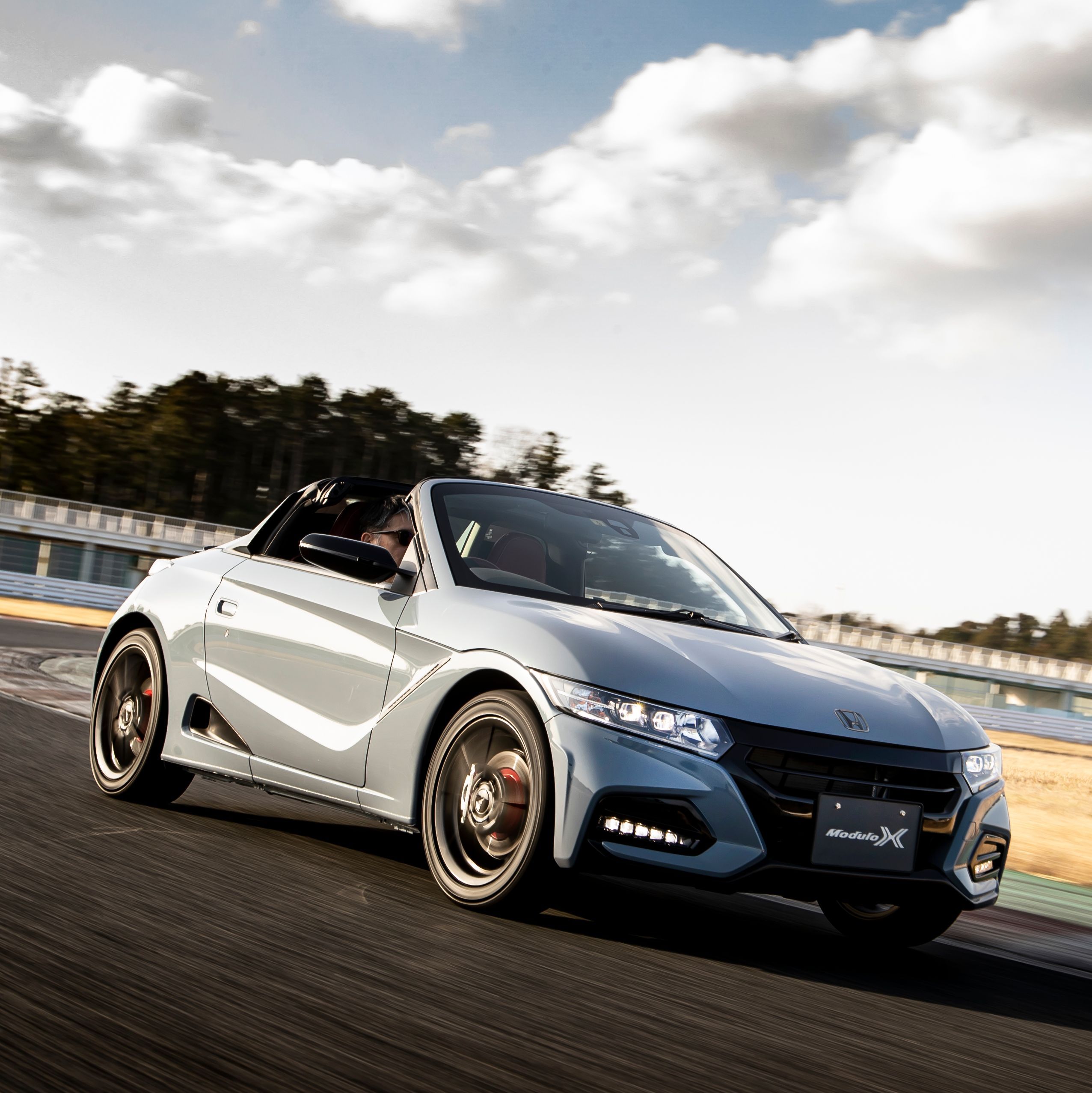 ギャラリー：プライスレスでメモリアルな存在──ホンダS660モデューロ