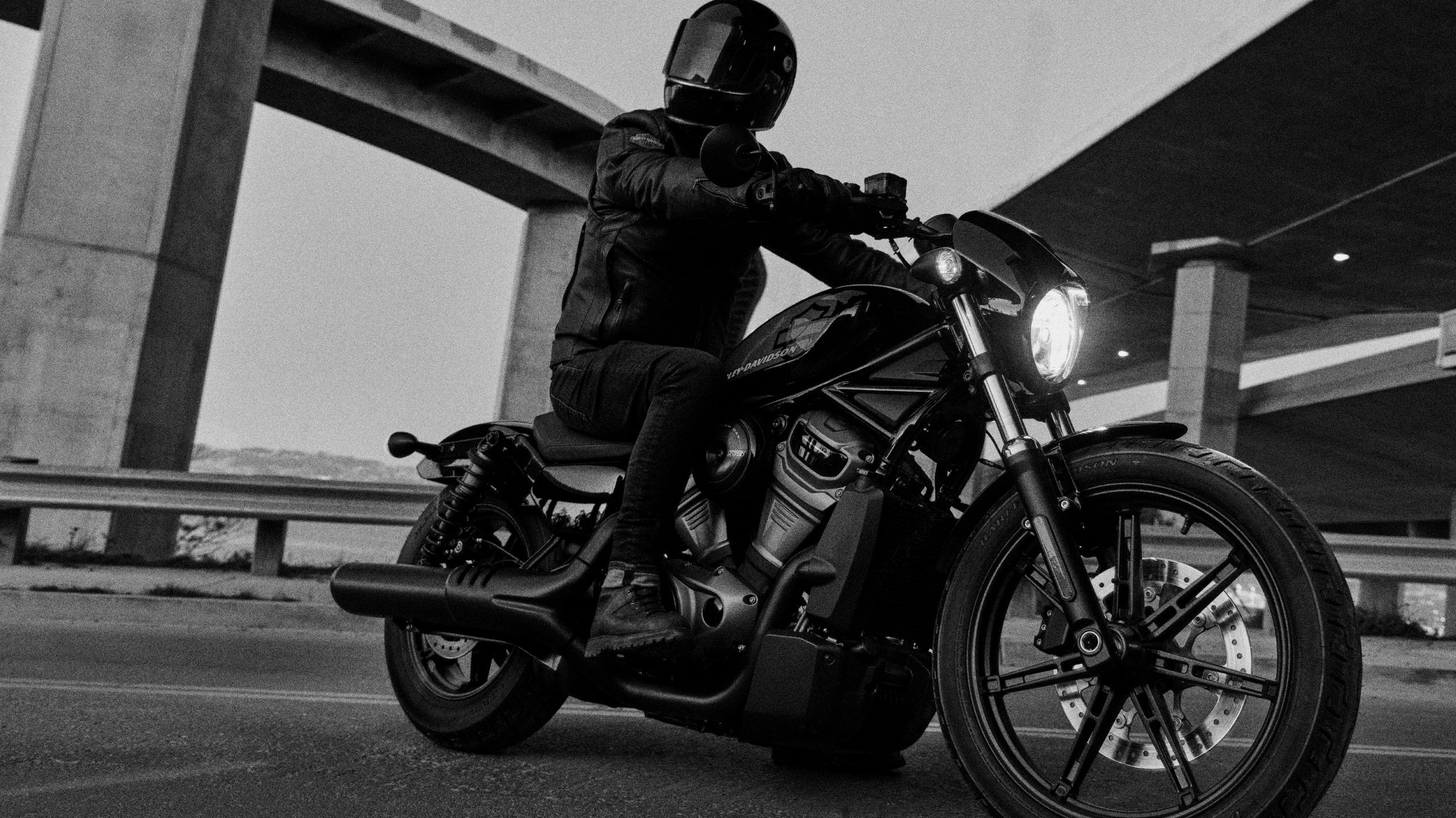 モダン・クラシック”なハーレー上陸──新型ナイトスター登場 | GQ JAPAN