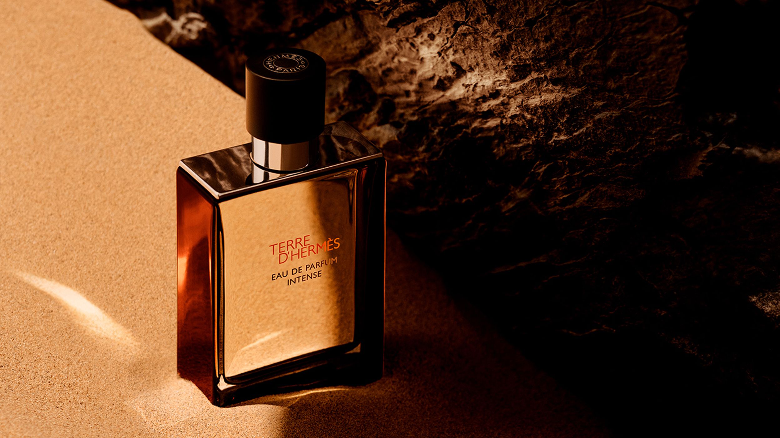 エルメスのフレグランス「テール ドゥ エルメス」──大地のエネルギー