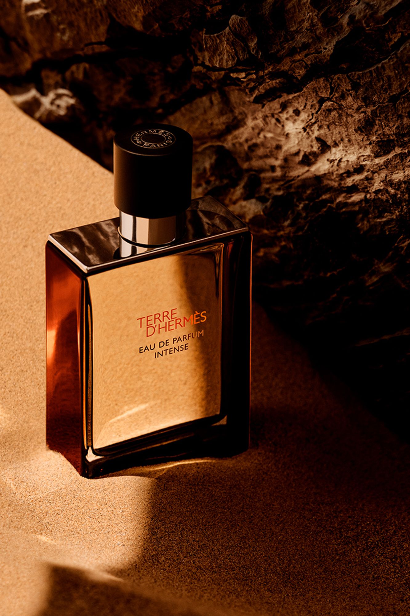 エルメスのフレグランス「テール ドゥ エルメス」──大地のエネルギー