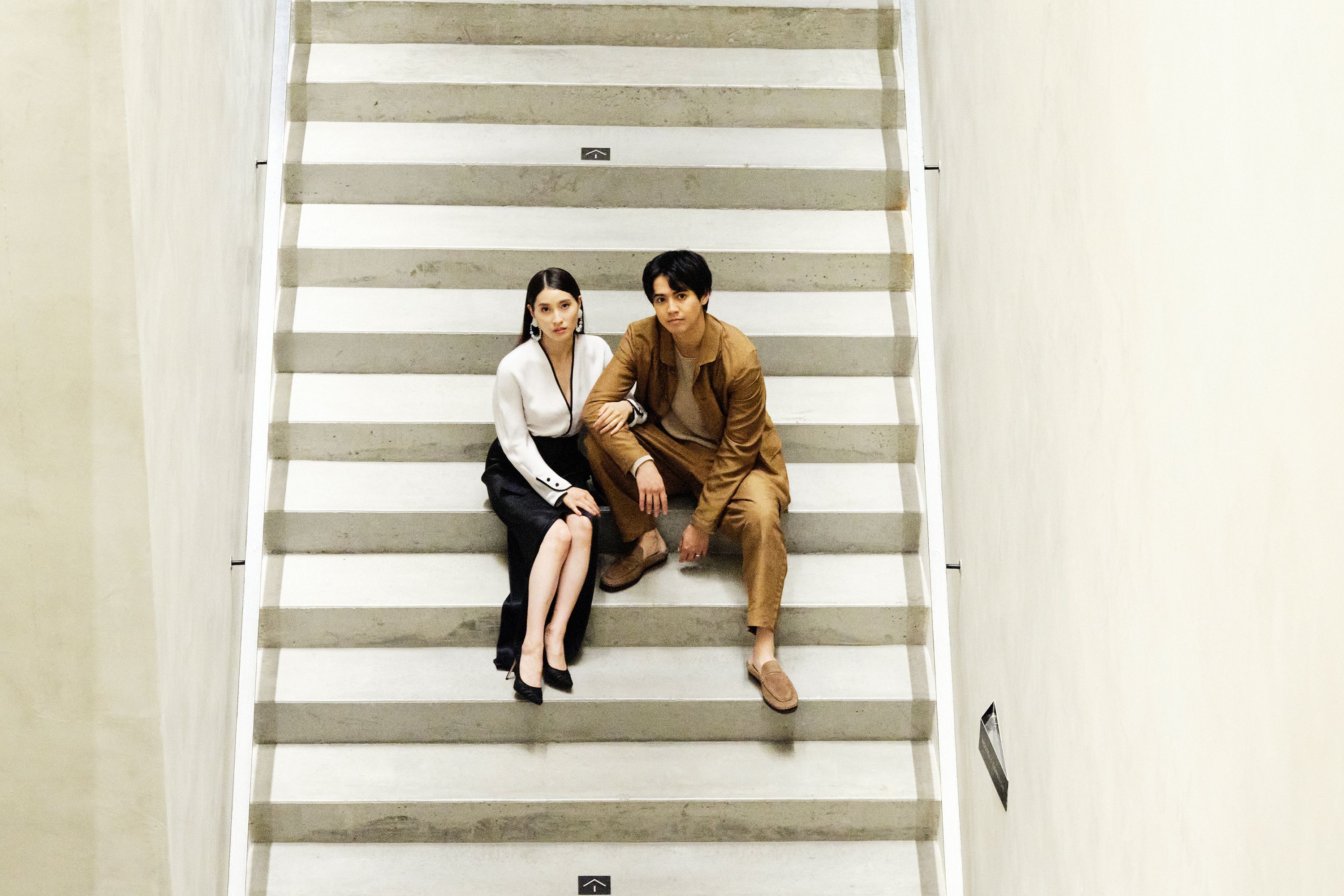 片寄涼太と土屋太鳳夫婦が来場！──ジョルジオ アルマーニ2025春夏