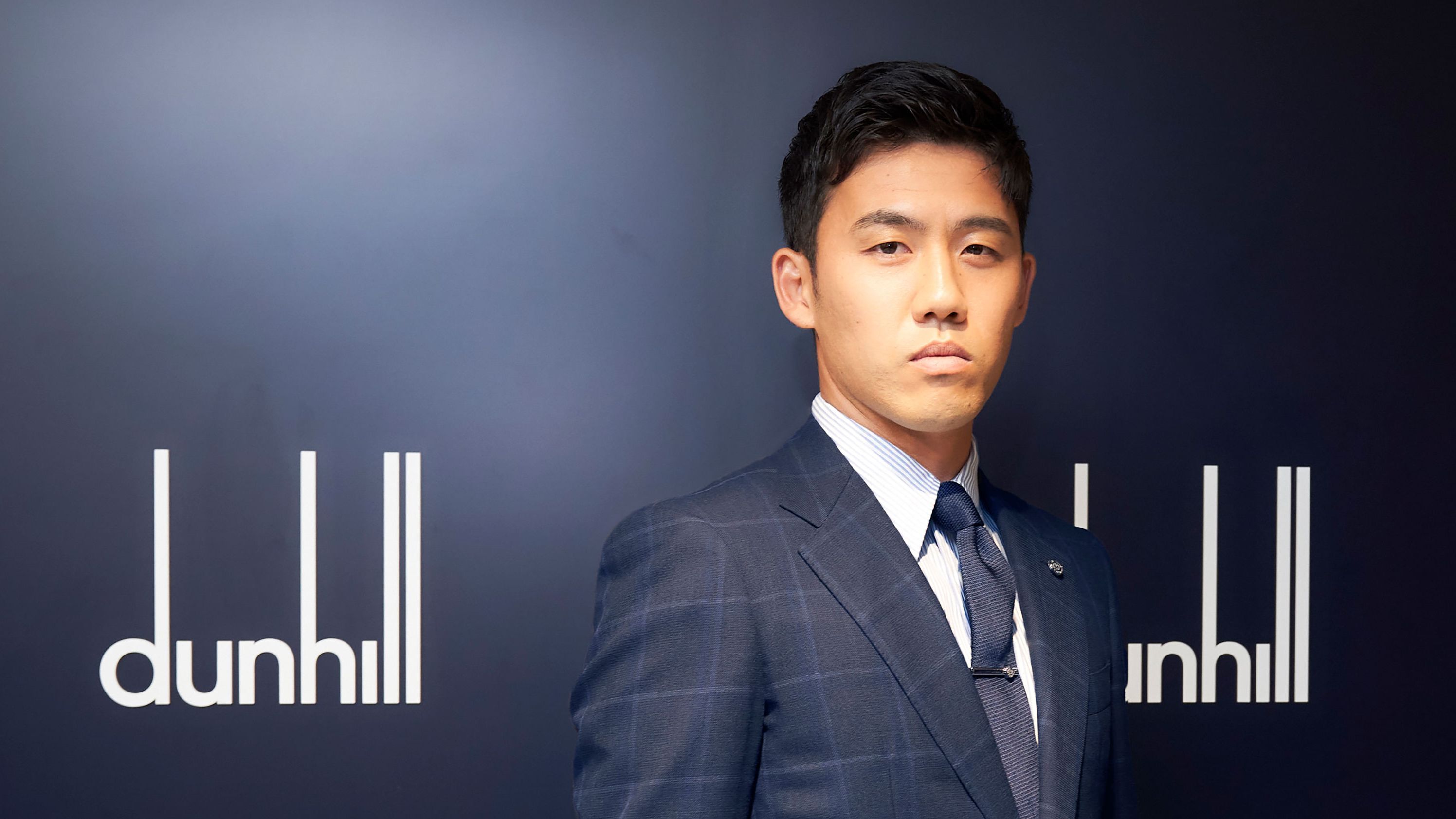 サッカー日本代表・遠藤航には“スーツ王”の称号が似合う