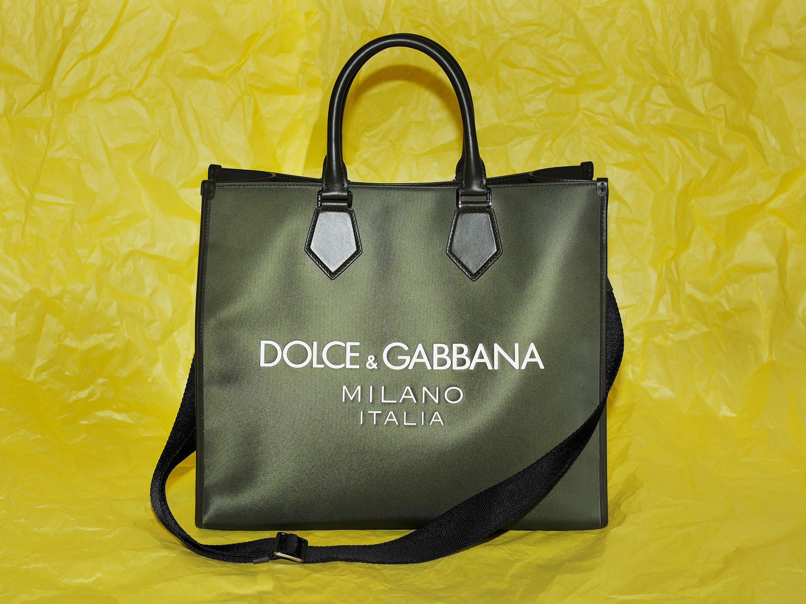 普遍的でレトロ感あり。ドルチェ＆ガッバーナの新作に注目──特集