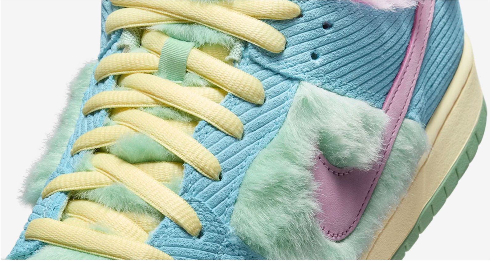 ナイキ SB ダンク LOW プロ x Verdy」は、思わず触りたくなるふわふわ