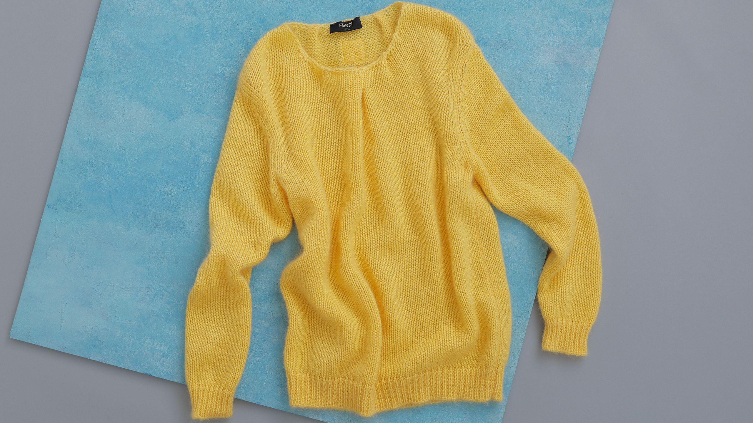 華やかな色使いが目をひくフェンディ──特集：ローゲージかハイゲージ