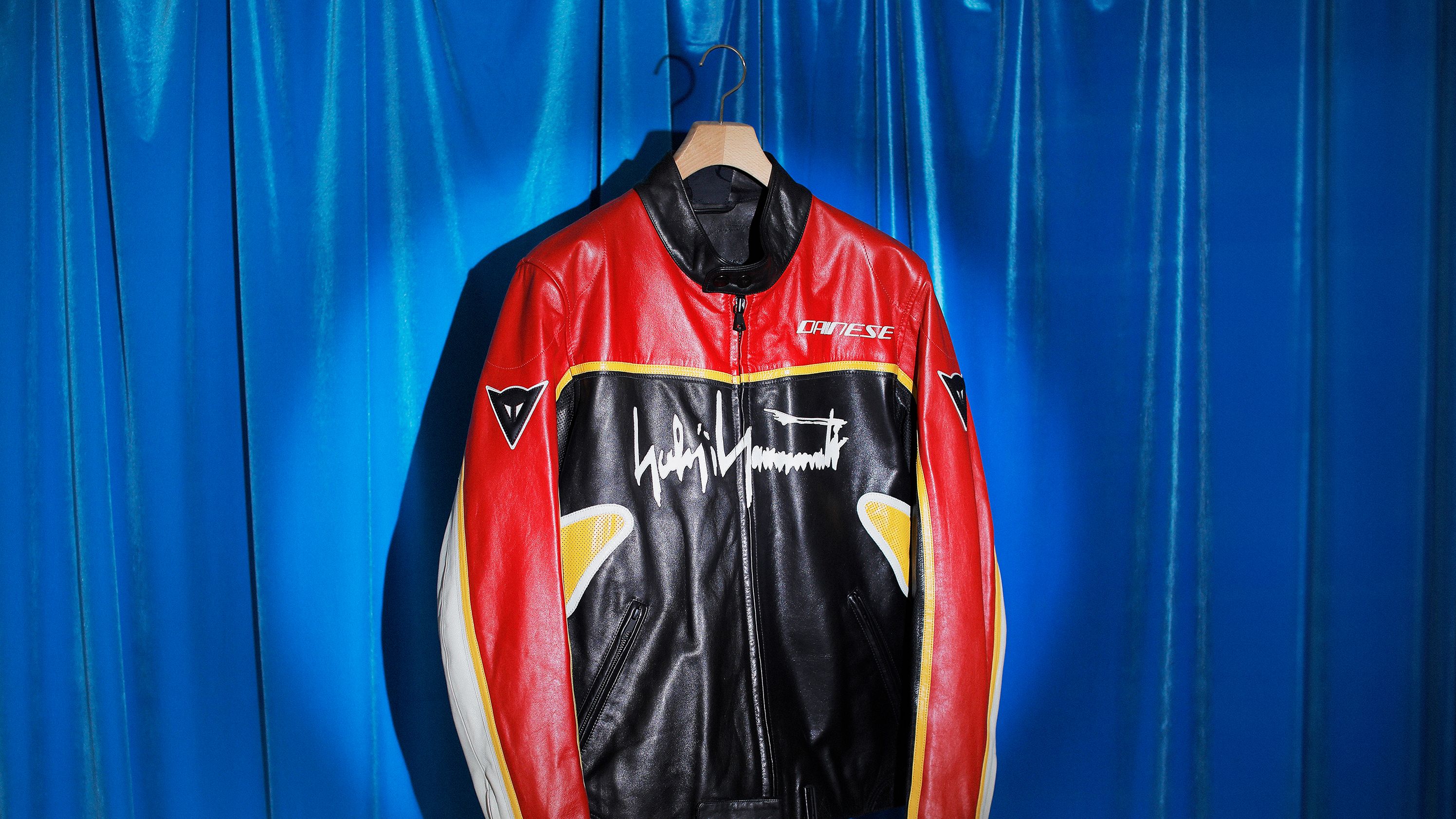 ヨウジヤマモトは今季、人気のコラボがデザインを新たに復活！──特集