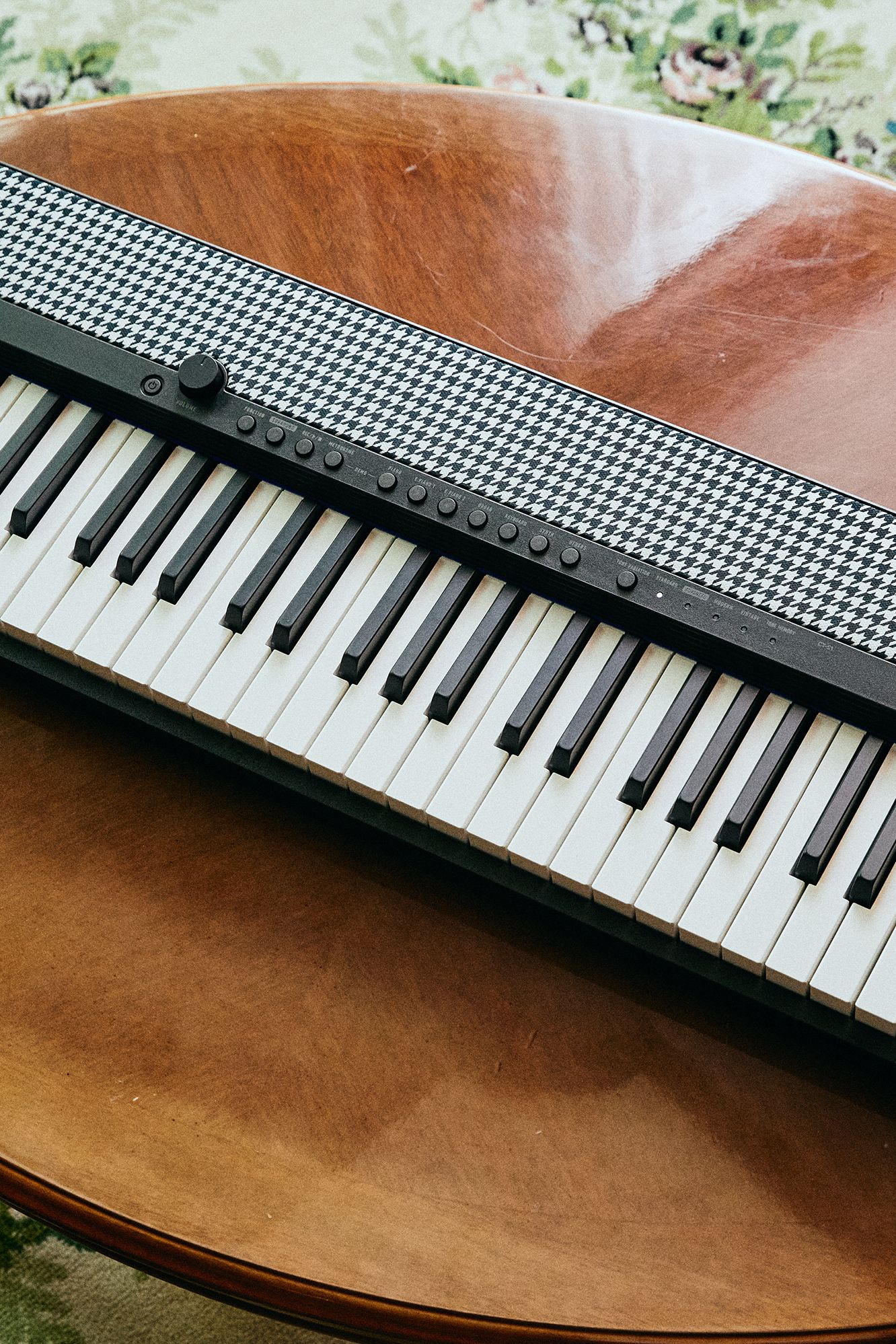 カシオとFRAGMENTがコラボ。「Casiotone CT-S1 × FRAGMENT」登場 | GQ