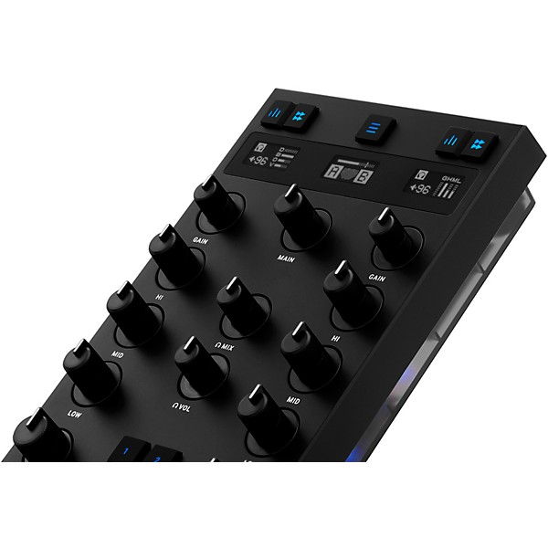 Native Instruments Traktor Z1 MK2 Ultracompact DJ Mixer | Guitar