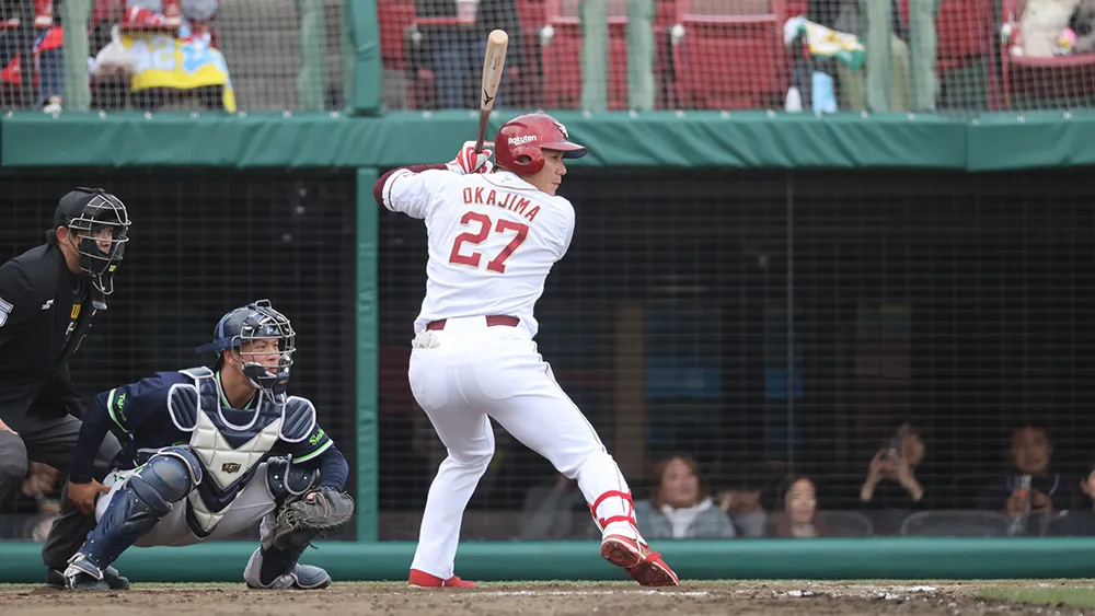 東北楽天一筋14年。どんな時も前に進み続けた岡島豪郎の活躍を振り返る