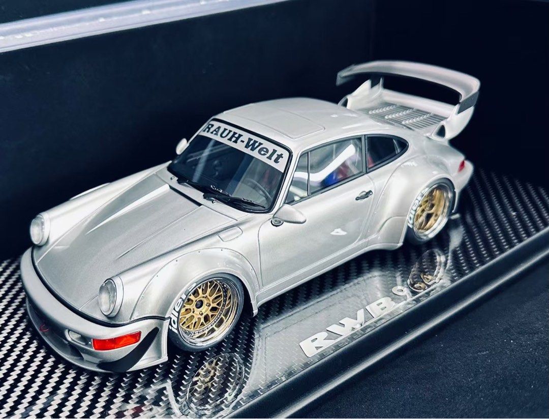 1/18 TGM Porsche 964 RWB (comes with display case) - Orange
