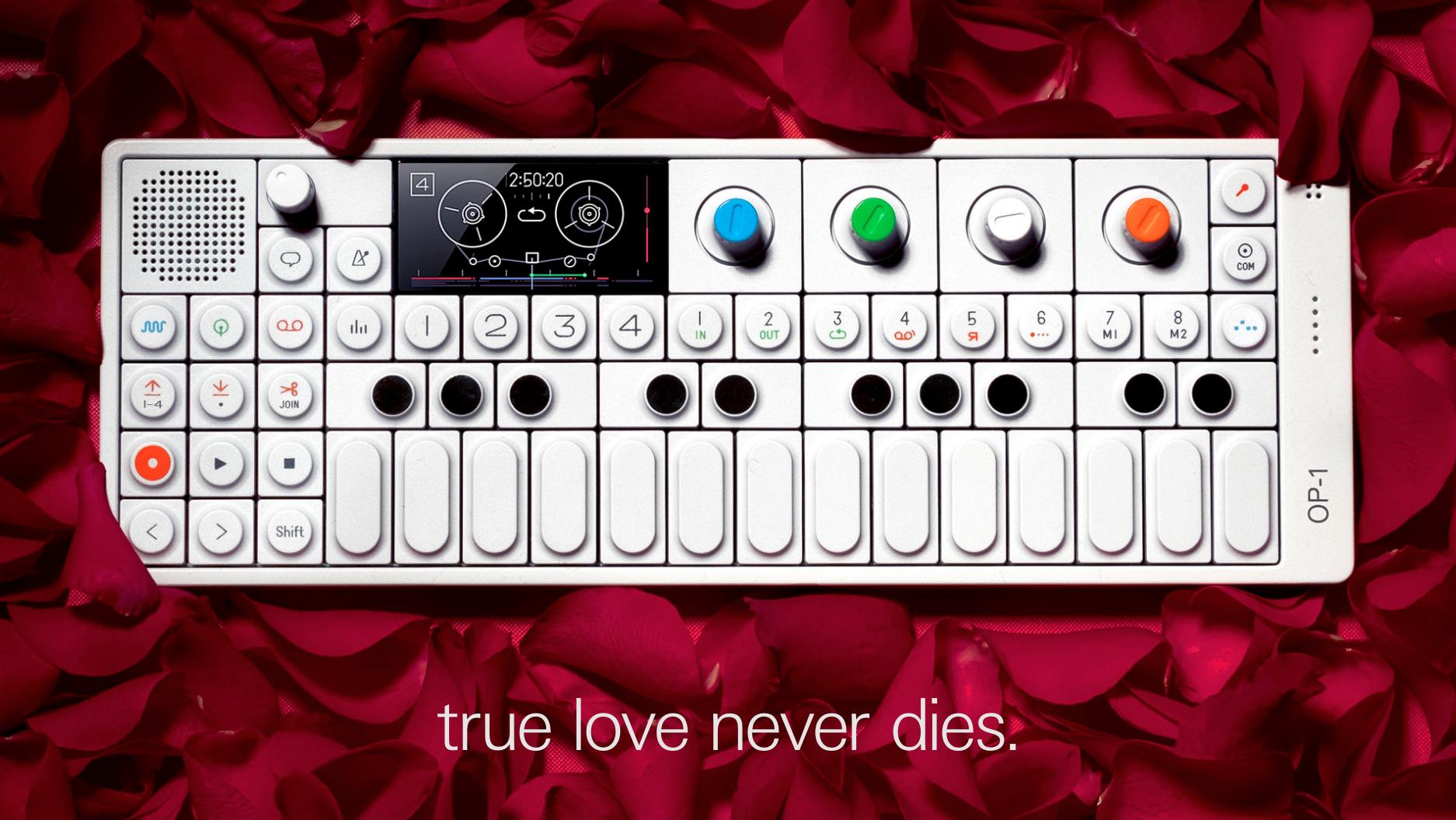 世界で一番たのしい名器。シンセサイザー｢OP-1｣生産再開