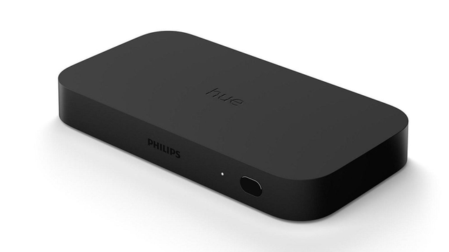 部屋が｢色の宝箱｣に。テレビ画面とシンクロするスマートライトボックス