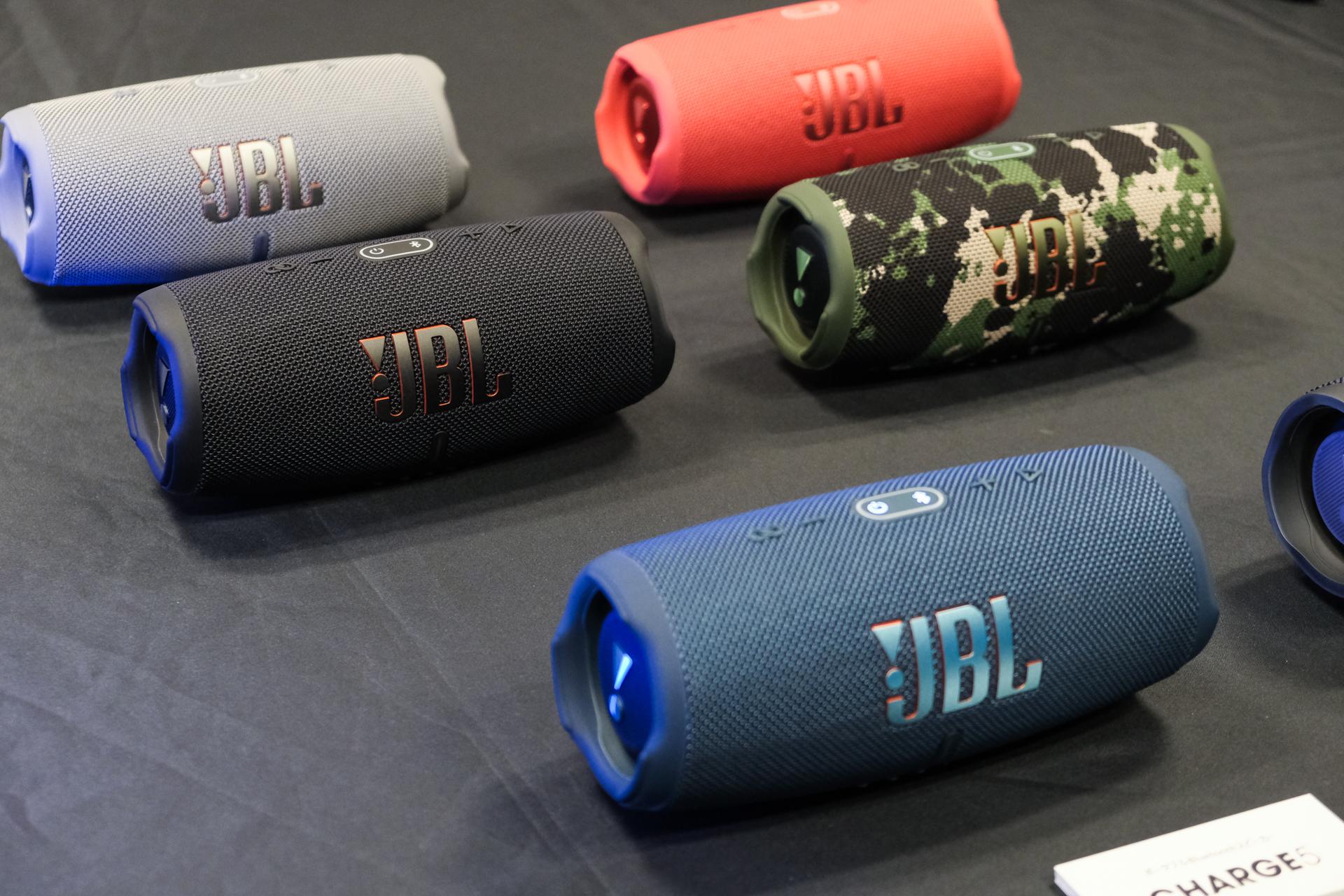 タフさも音質も向上！ 防水ポータブルワイヤレススピーカー｢JBL CHARGE