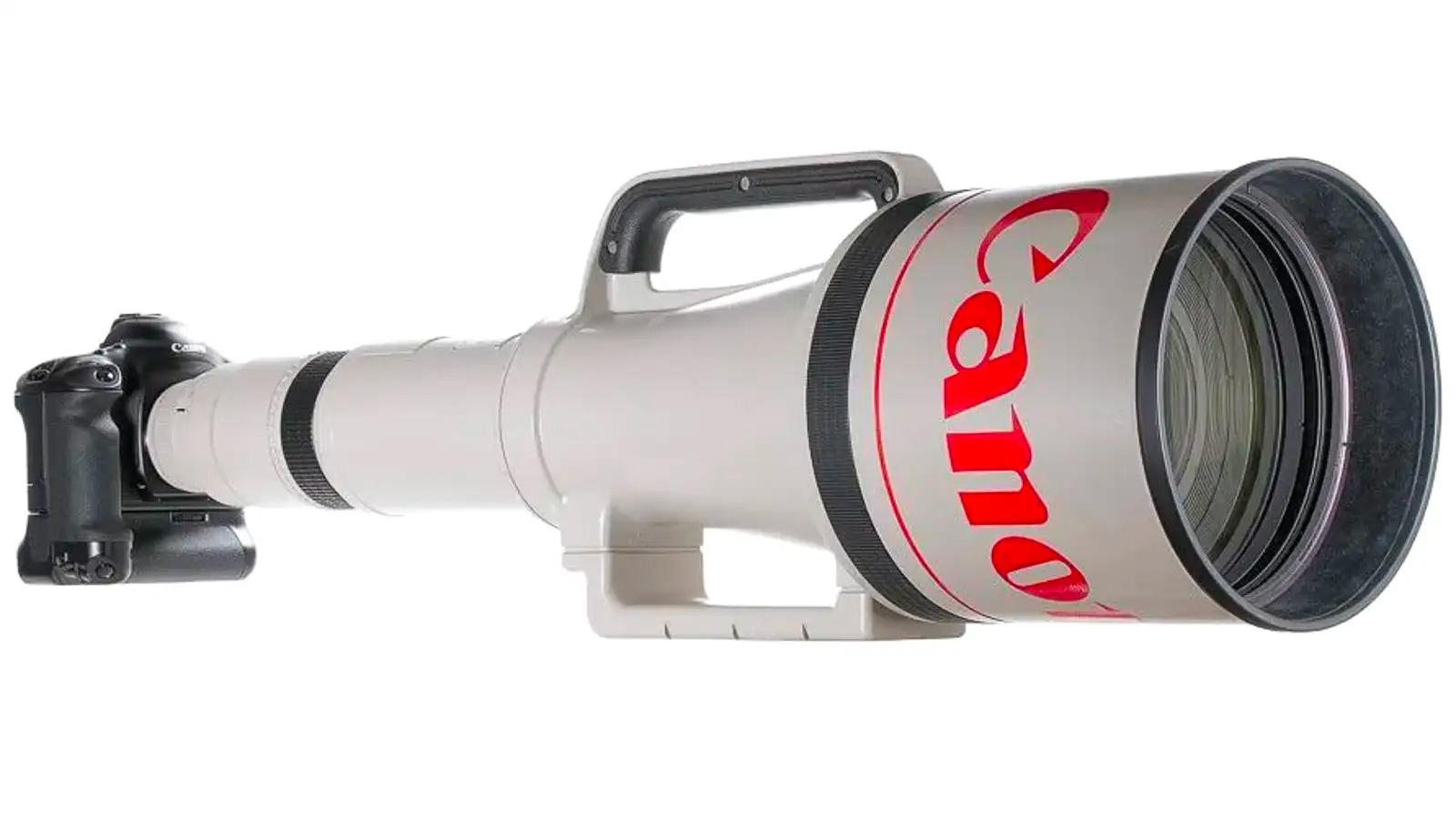 キヤノンの超々々望遠、超々々高級レンズ、オークションで5200万円で