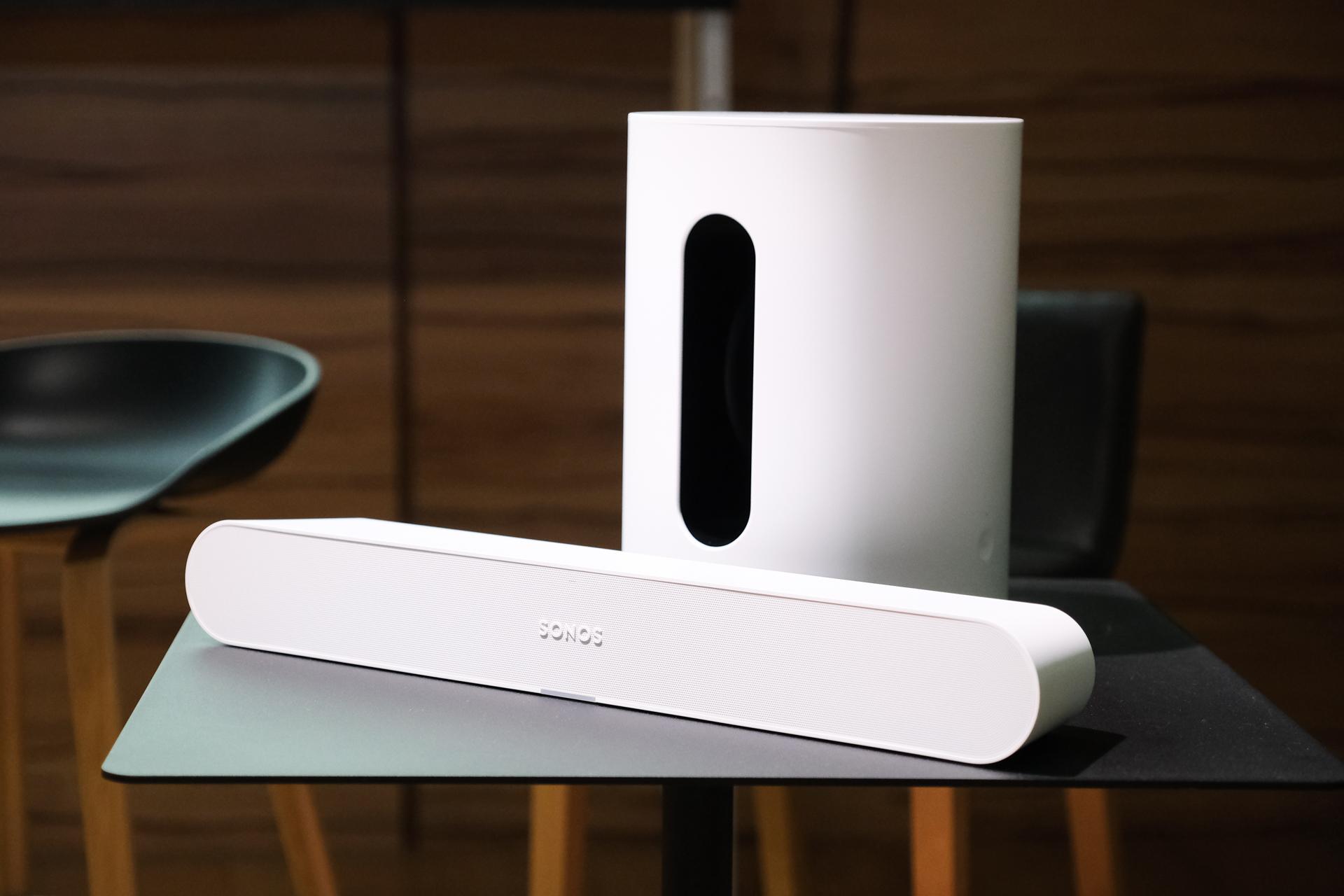 このサイズ、日本の住宅にジャストすぎる。SONOSの小型サウンドバー