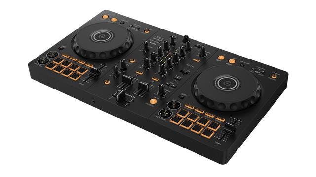 パイオニアDJのDJコントローラーなら、初心者でもいきなりプロ並みの