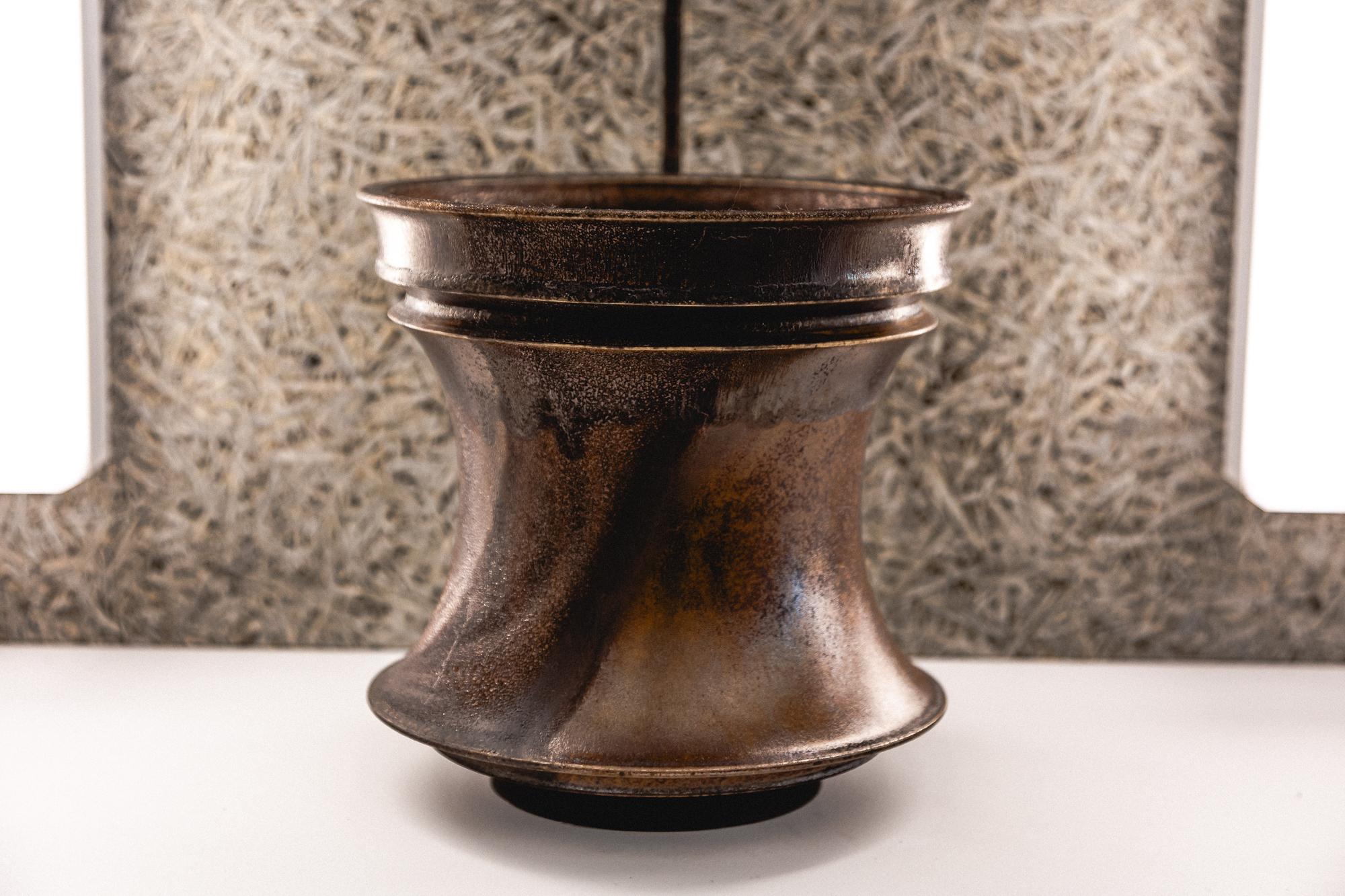 決して“格下の器”ではない植木鉢。価値観を刷新する｢RAW LIFE FACTORY