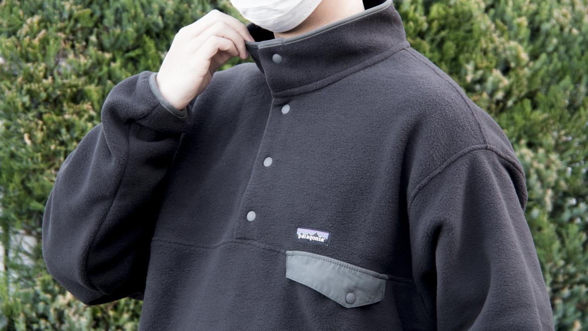 パタゴニアの定番「シンチラ・プルオーバー」は、軽いし暖かいし見た目