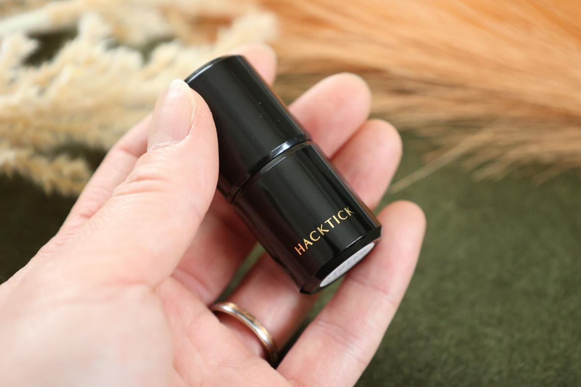 朝のメイクがこれ1本で完結。北の快適工房の多機能スティックが、時短